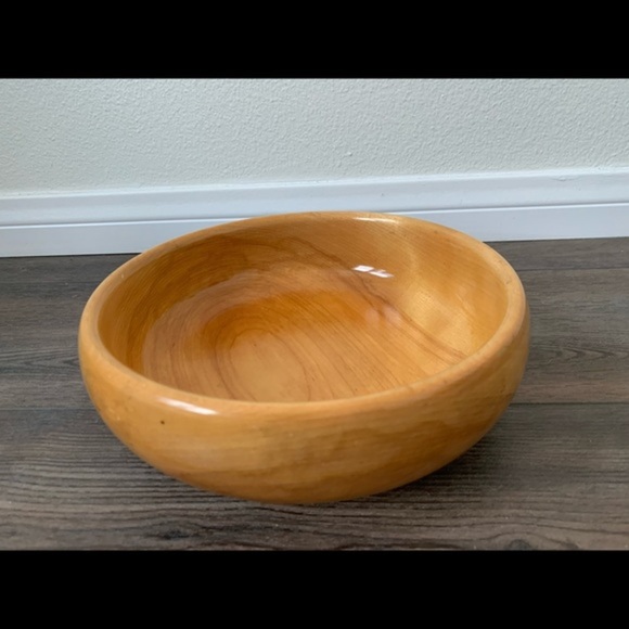 Wood Bowl - Picture 1 of 9